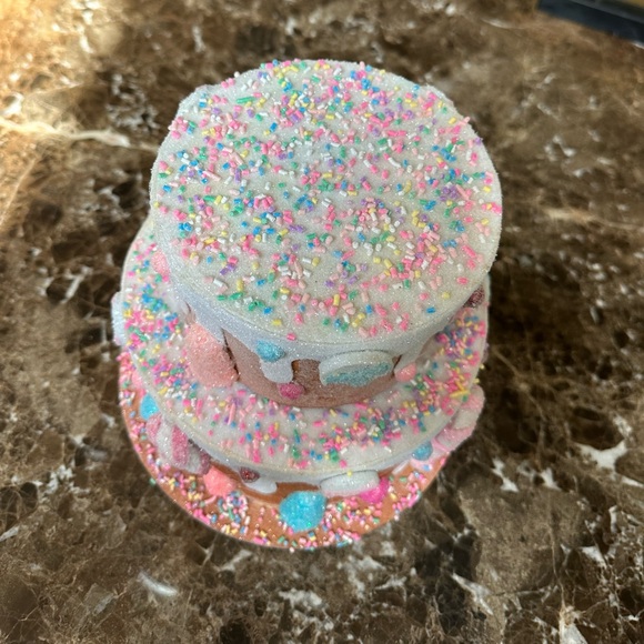 9” 2- Tier Christmas Candy Cake Decoration. - Picture 2 of 4